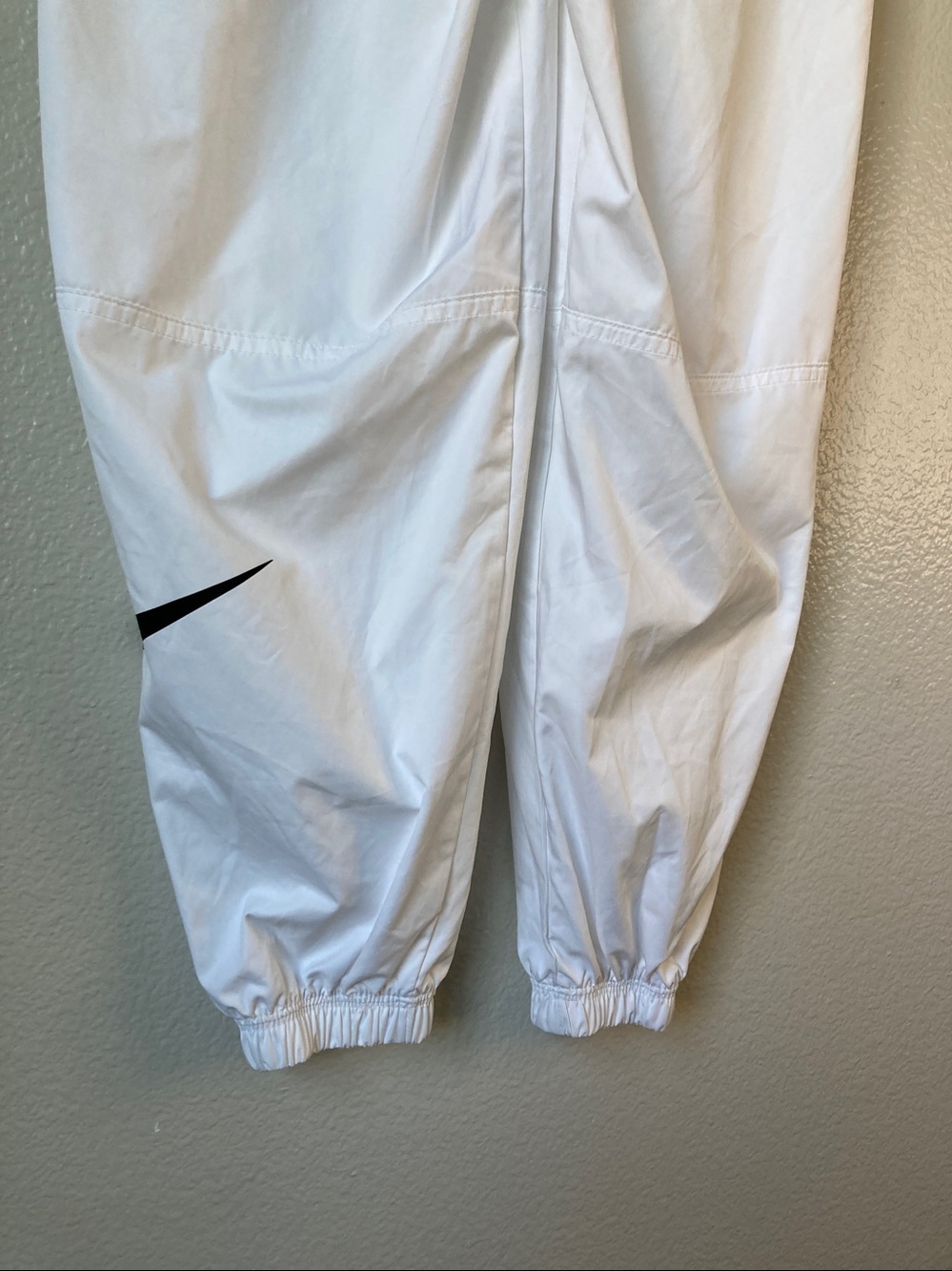 Nike Women's Sportswear (NSW) Swoosh Belted Cuffed Track Pants *MISSING BELT* - Picture 11 of 14